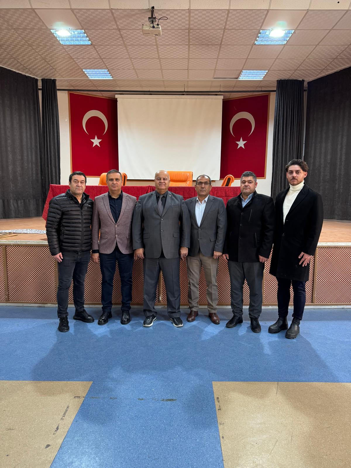 KARAMAN ASKF'DE YAŞAR ÇALIŞKAN YENİDEN GÜVEN TAZELEDİ