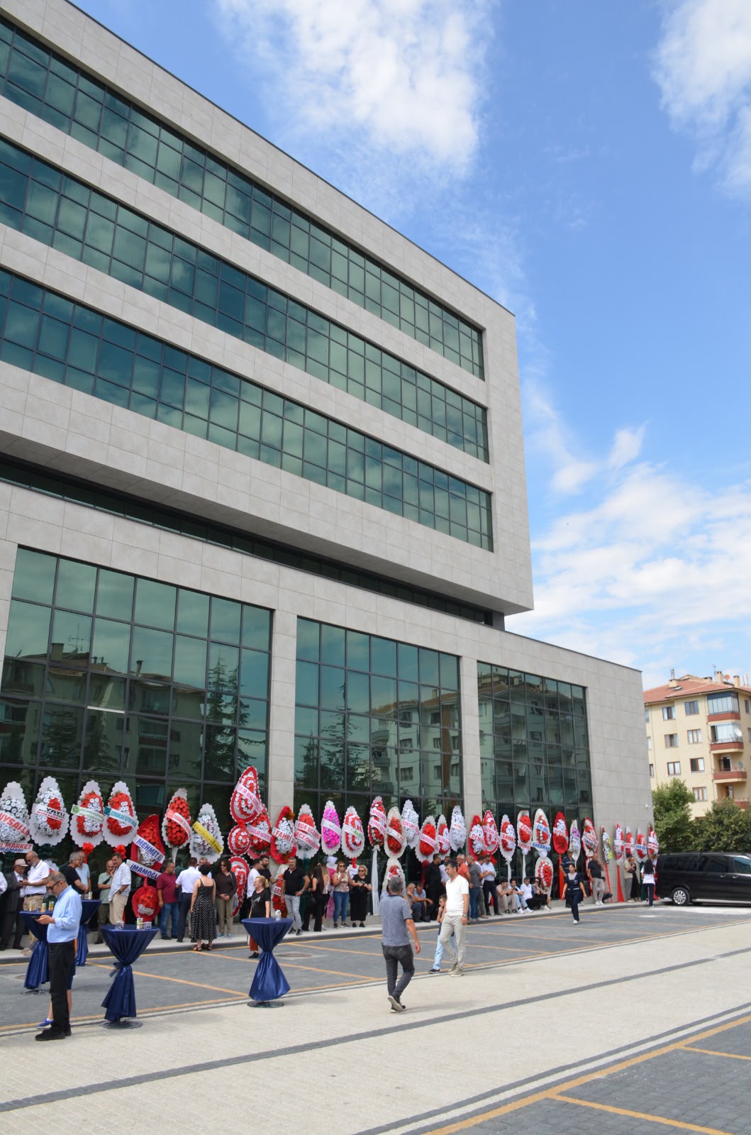 EREĞLİ ÖZEL BİLGE HASTANESİ YOĞUN KATILIMLA HİZMETE AÇILDI