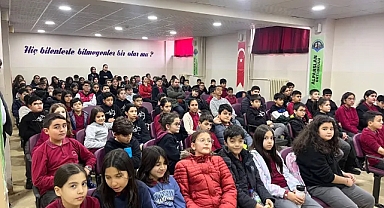 Karaman'da Teknofest Bilgilendirme Toplantısına Okullardan Yoğun İlgi