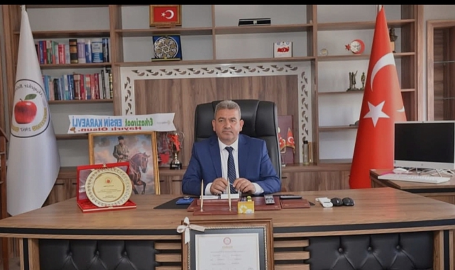 AKÇAŞEHİR BELEDİYE BAŞKANI SONER YEŞİLDAŞ BAYRAĞIMIZA YAPILAN HAİN SALDIRIYI.ŞİDDETLE KINADI