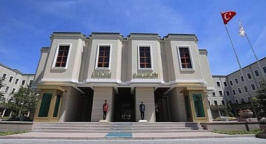 Valiler ve emniyet müdürleri kararnamesi Beklenior