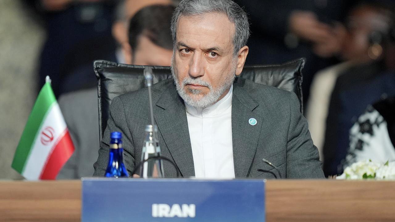 Arakçi: Savaşın kalıcı olarak sona ermesi gerekiyor