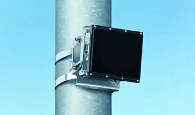 Trafikte siyah kutu dönemi başlıyor: Işıkların hemen yanına yerleştirildi bakın ne işe yarıyor?