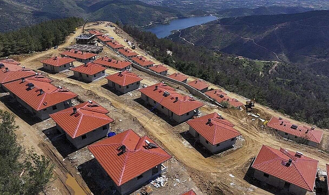 Küllerinden doğan köyler! Yangın bölgesinde 138 yeni ev teslime hazır