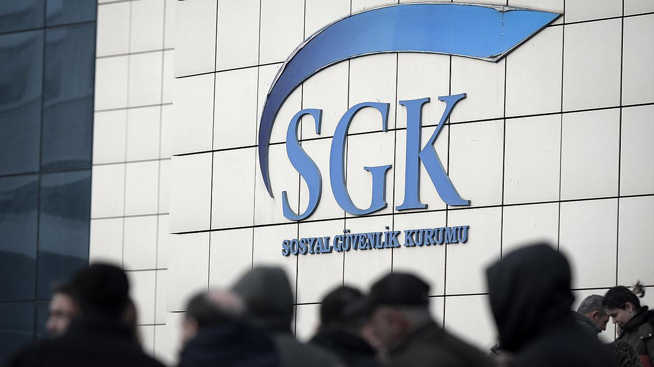 SGK prim borçlarında yeni dönem! İlk taksiti ödeyenin haczi duracak, faiz yüzde 29'a indi