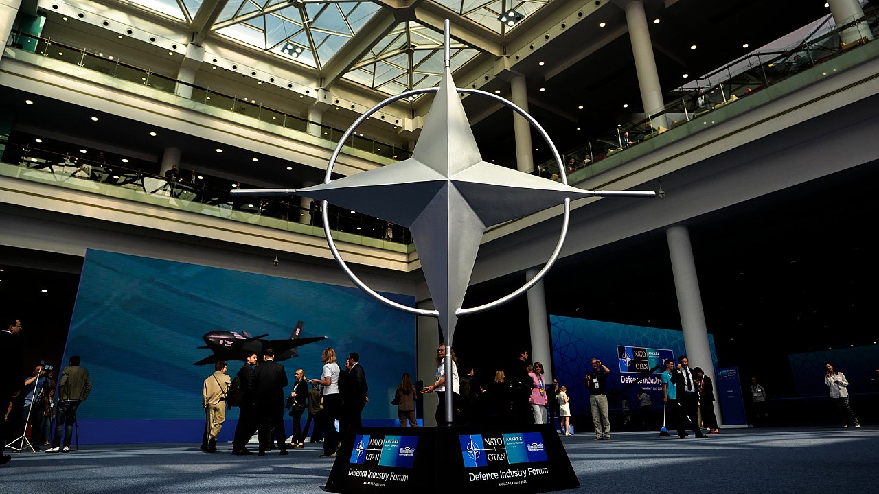 NATO Ankara Zirvesi, Savunma Sanayii Forumu ile başladı