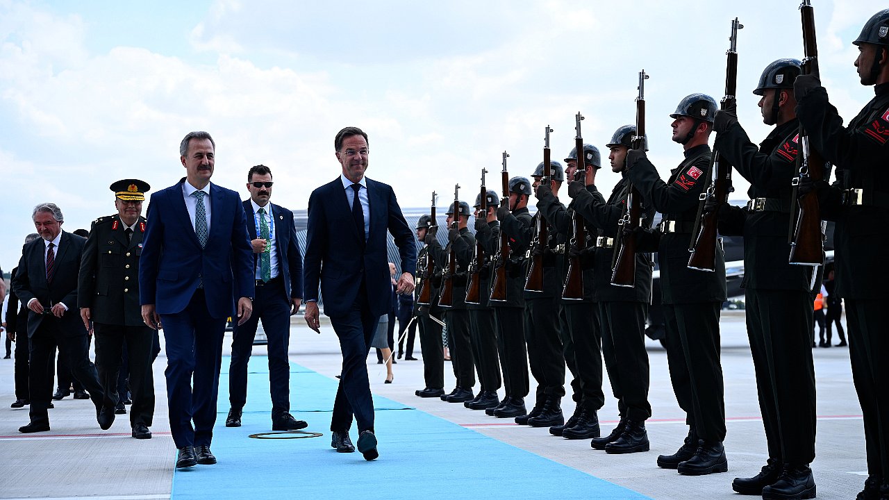 NATO Genel Sekreteri Rutte, Ankara'ya ulaştı