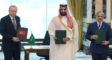 Mekke Anlaşması dünya basınında! Türkiye, Suudi Arabistan ve Pakistan aynı masada