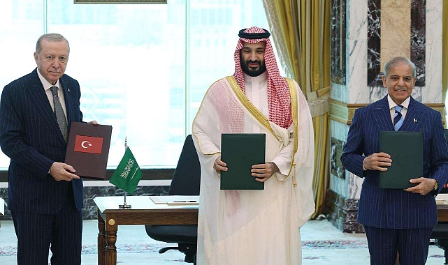Mekke Anlaşması dünya basınında! Türkiye, Suudi Arabistan ve Pakistan aynı masada